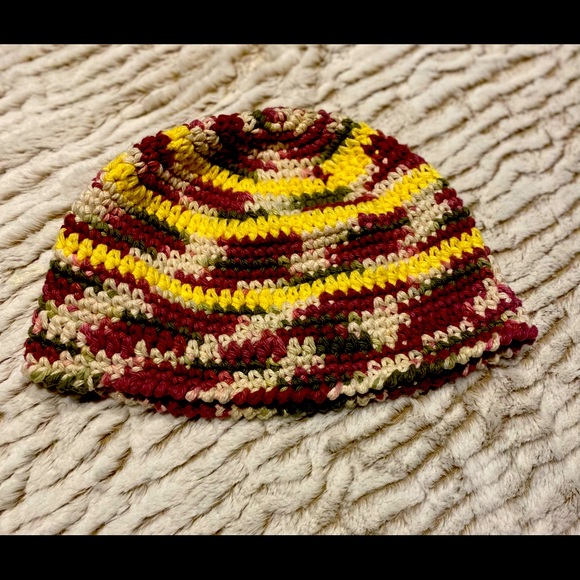 Hat - Picture 1 of 2